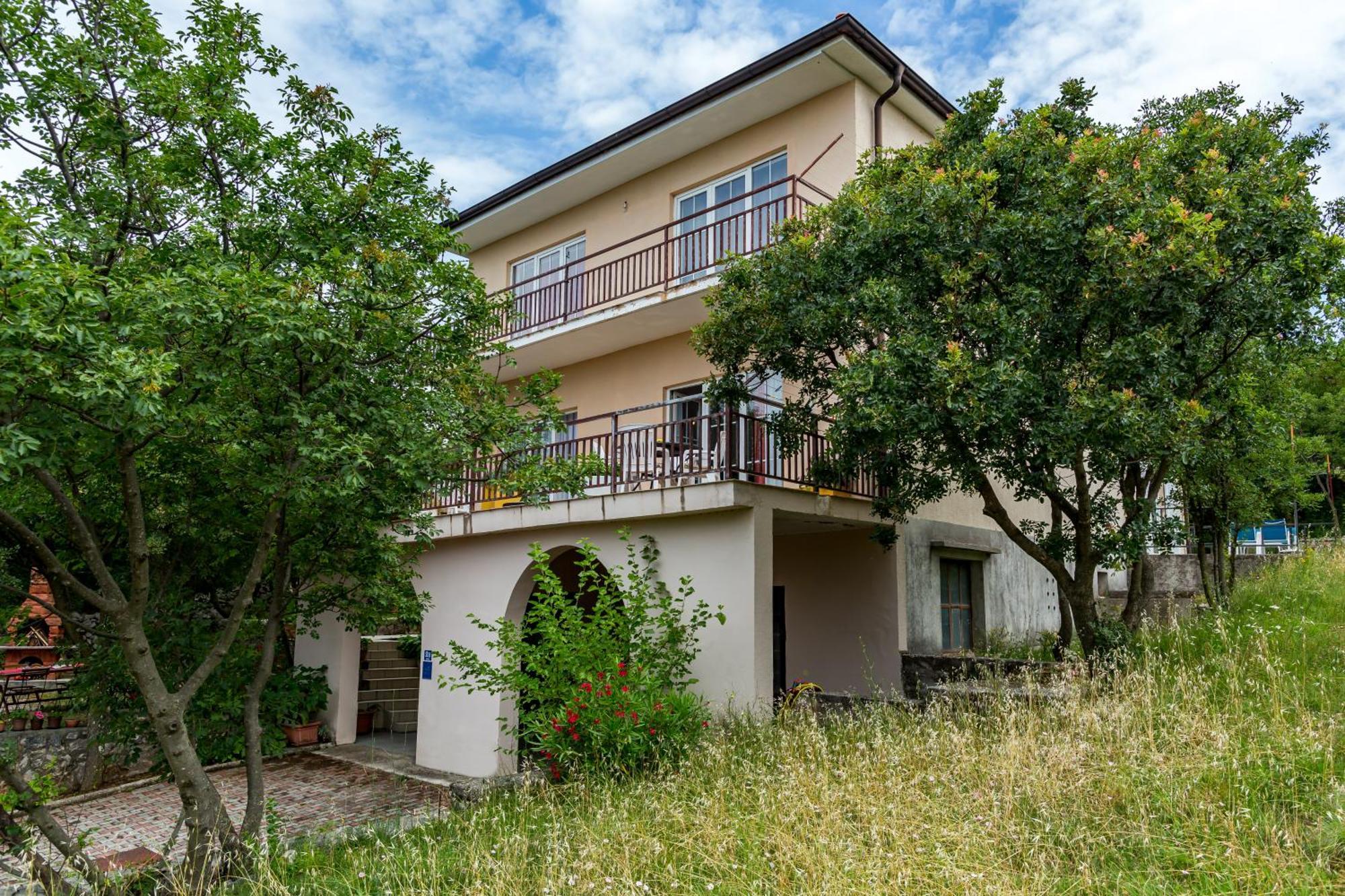 Apartments Claudia Smrika Exterior photo